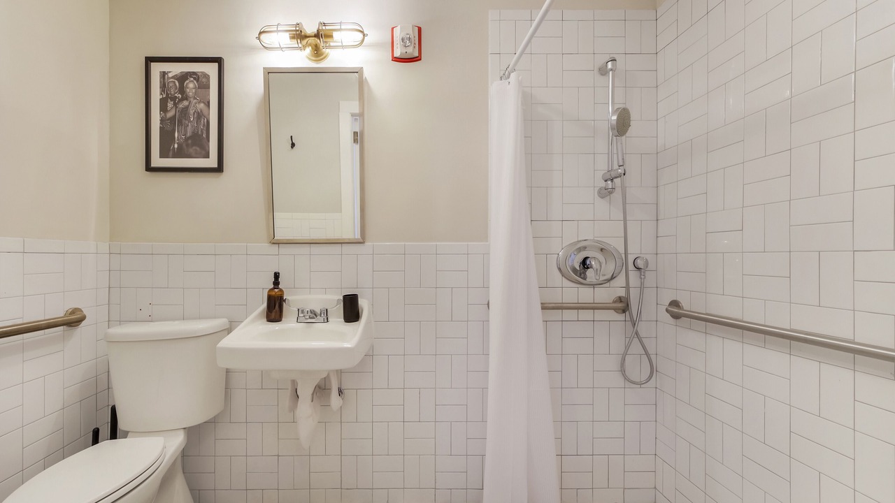 Photo of Bathroom in East Little Havana