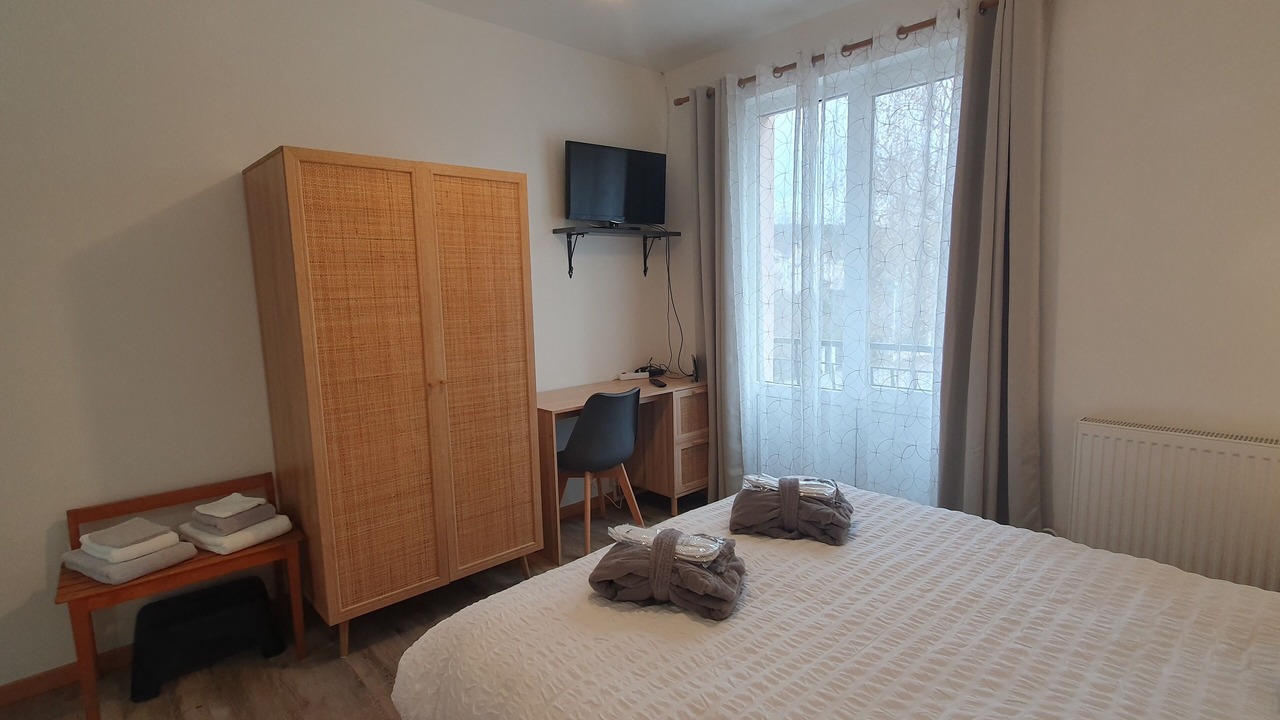 Photo of Bedroom in Forges-les-Bains