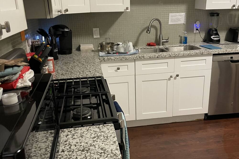 Photo of Kitchen in Five Points
