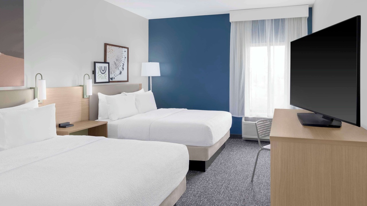 Photo of Bedroom in Lansing