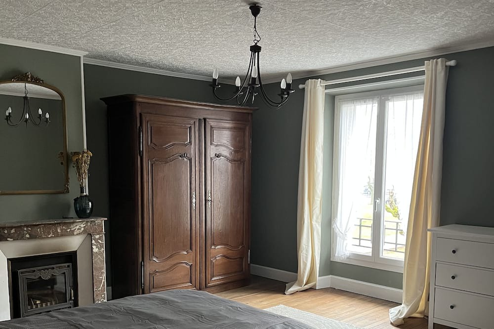Photo of Bedroom in Varennes-en-Argonne
