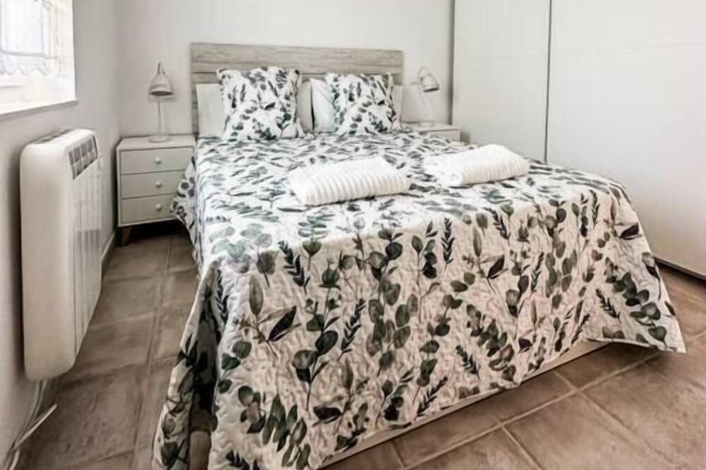 Photo of Bedroom in Mompia