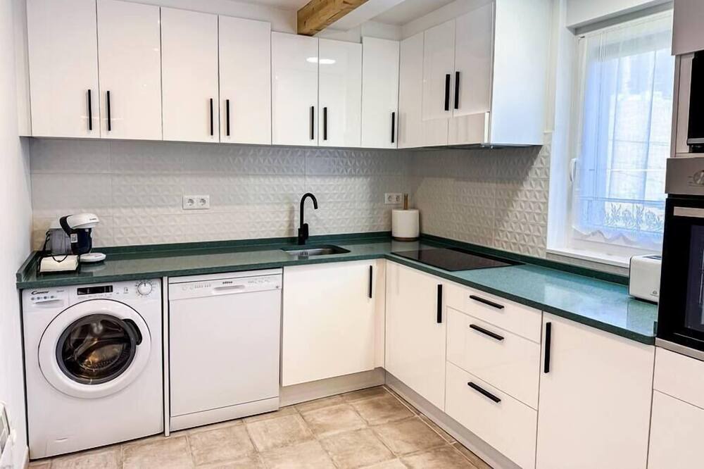 Photo of Kitchen in Mompia