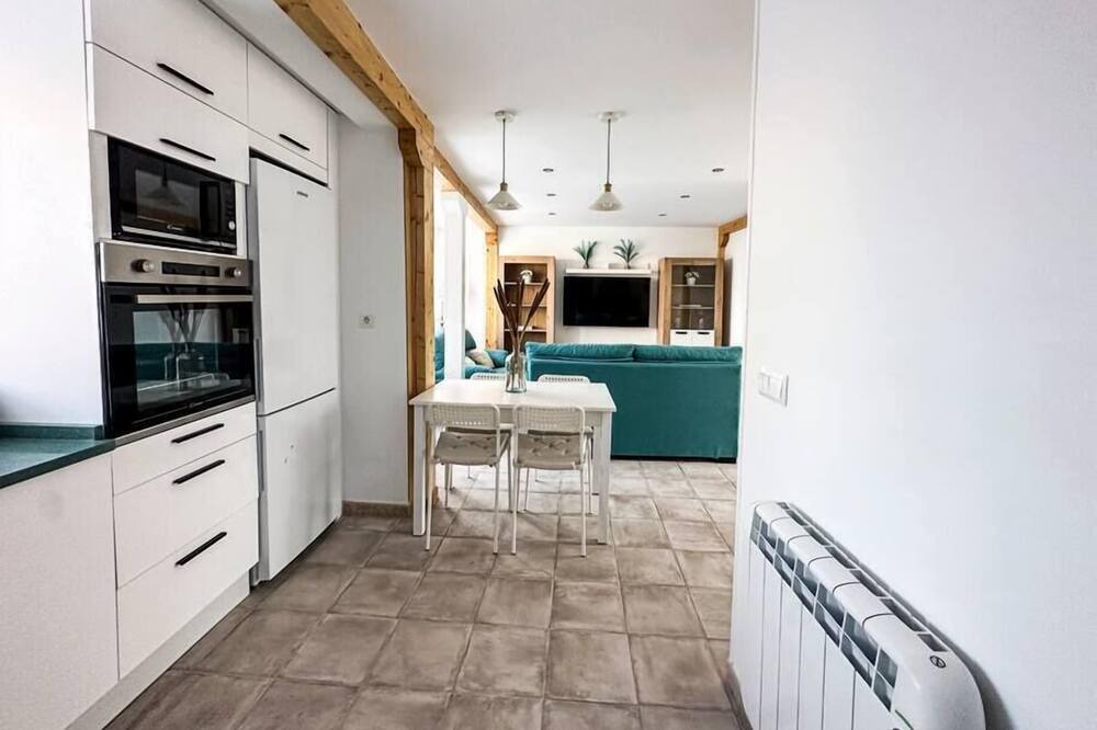 Photo of Kitchen in Mompia