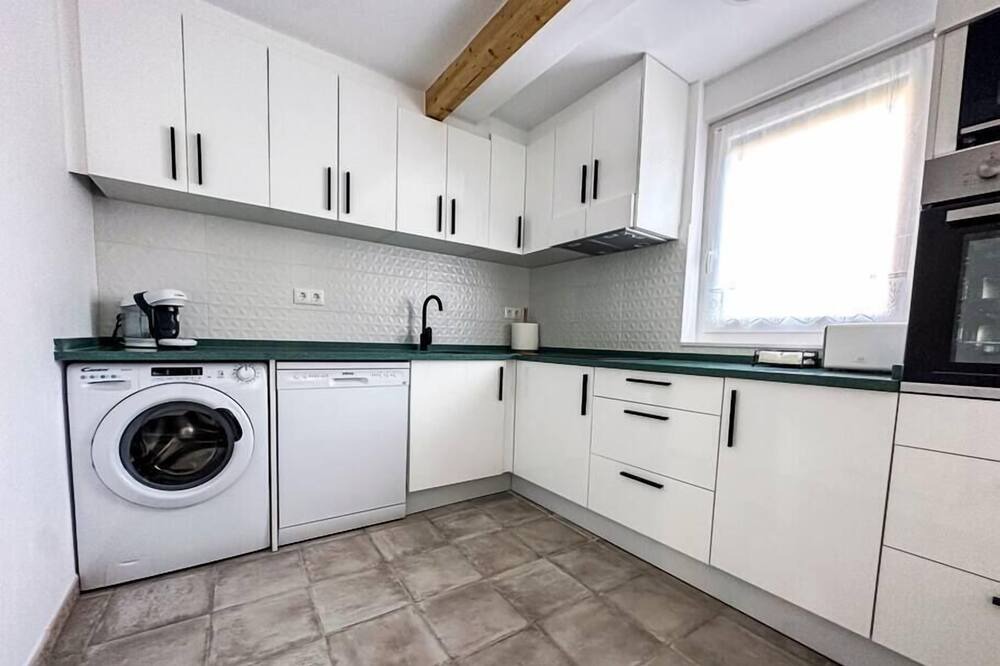 Photo of Kitchen in Mompia