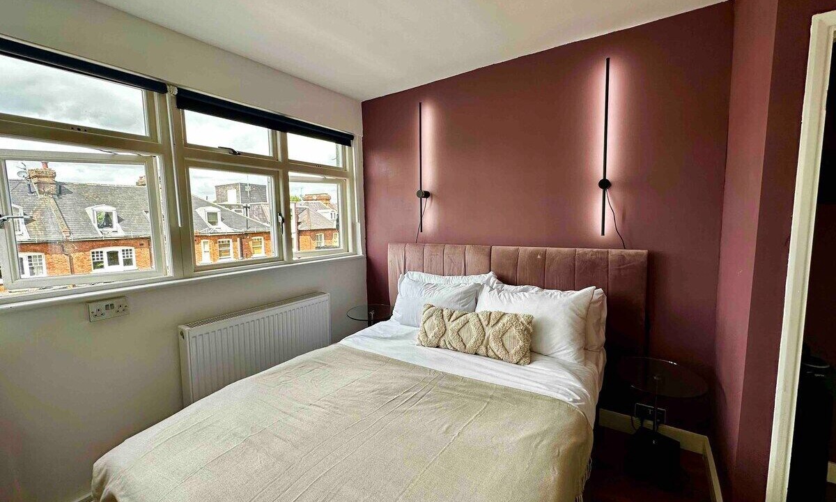 Photo of Others in Belsize