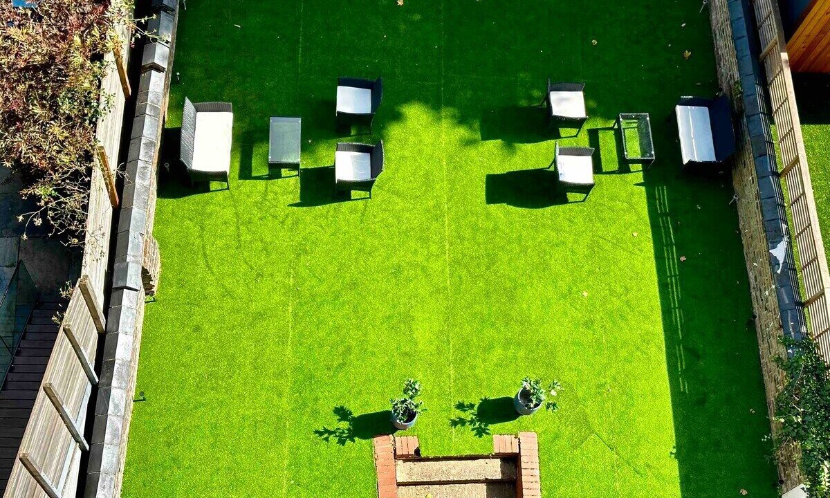 Photo of Others in Belsize