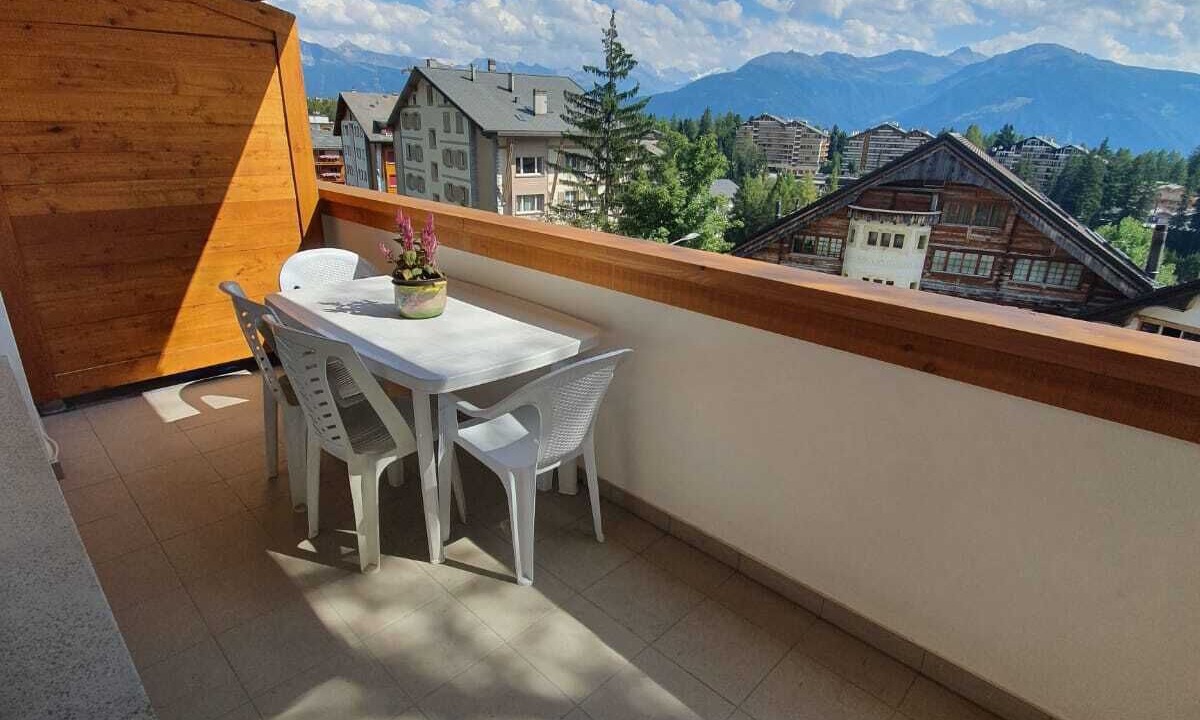 Photo of Patio Balcony in Lens