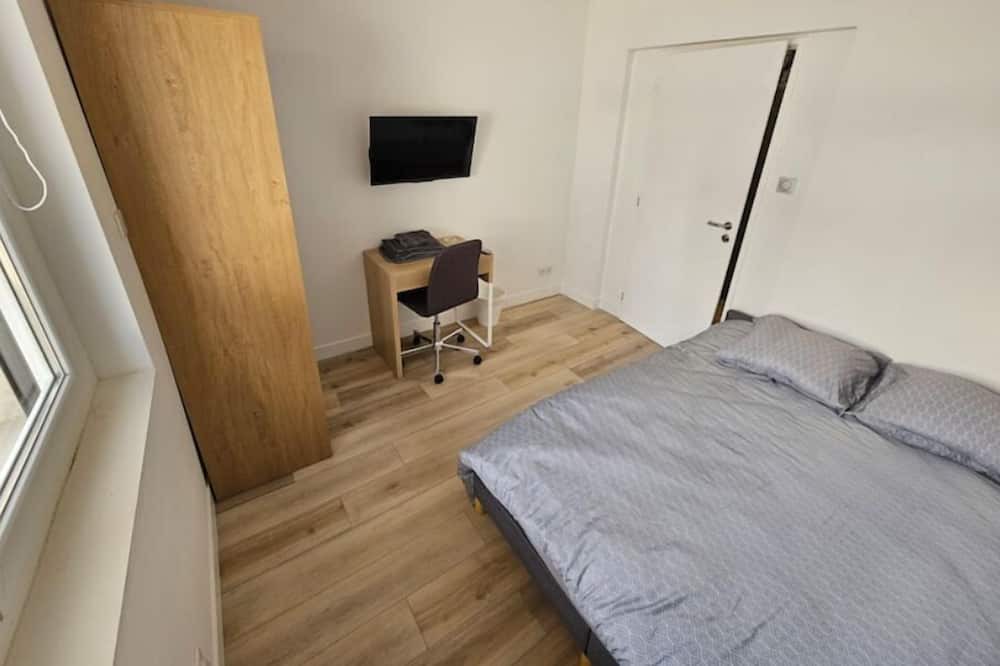 Photo of Bedroom in Saint-Priest