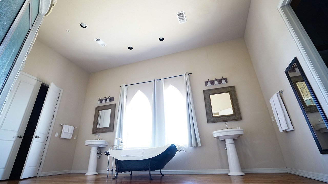 Photo of Bathroom in Rockwall