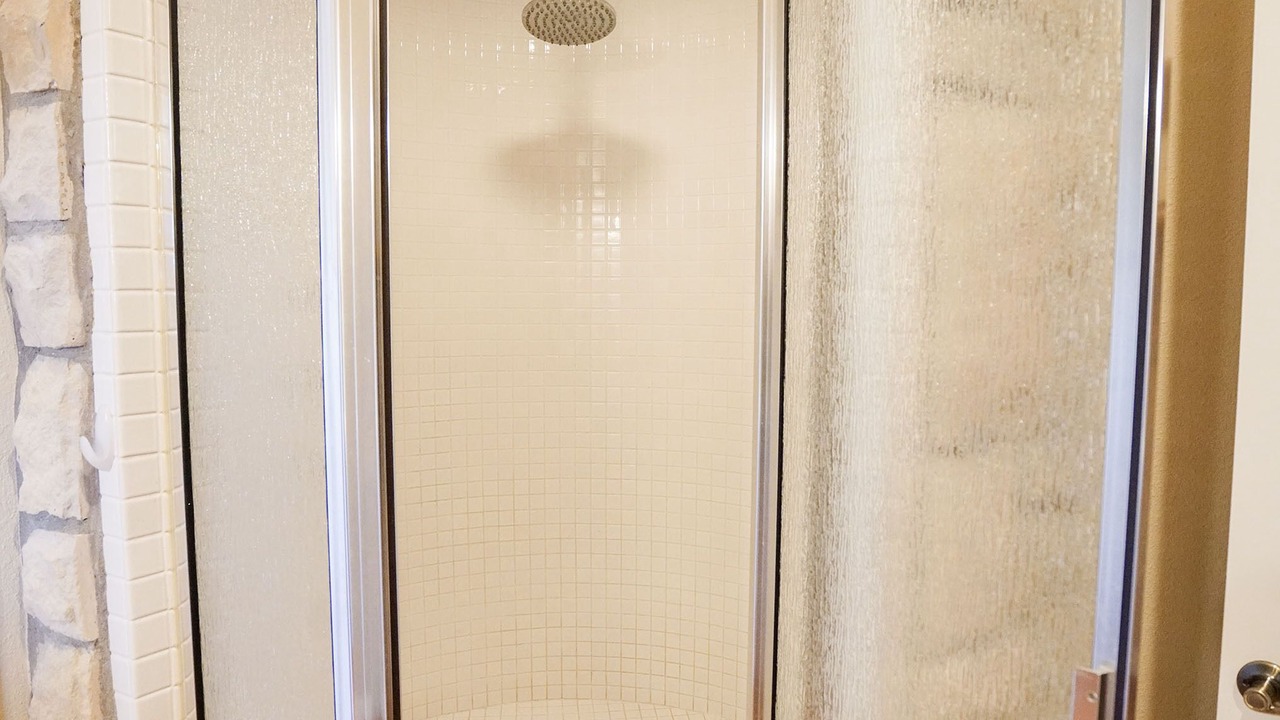 Photo of Bathroom in Rockwall