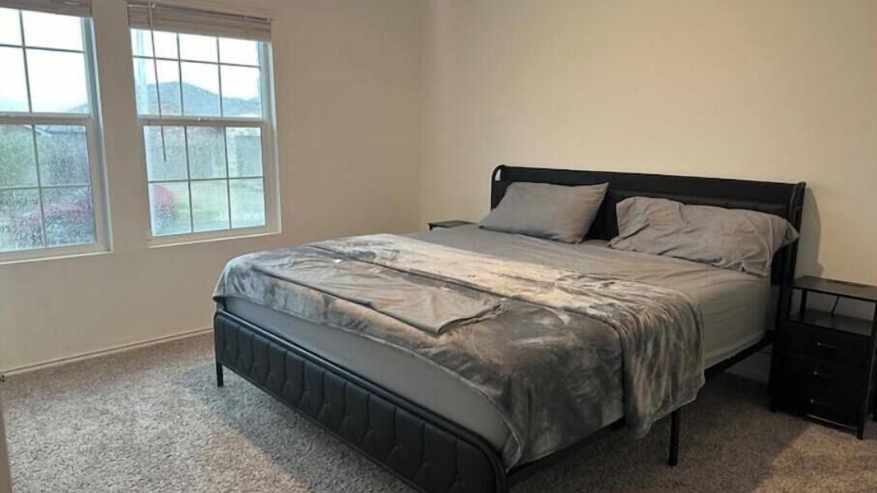 Photo of Bedroom in Leander