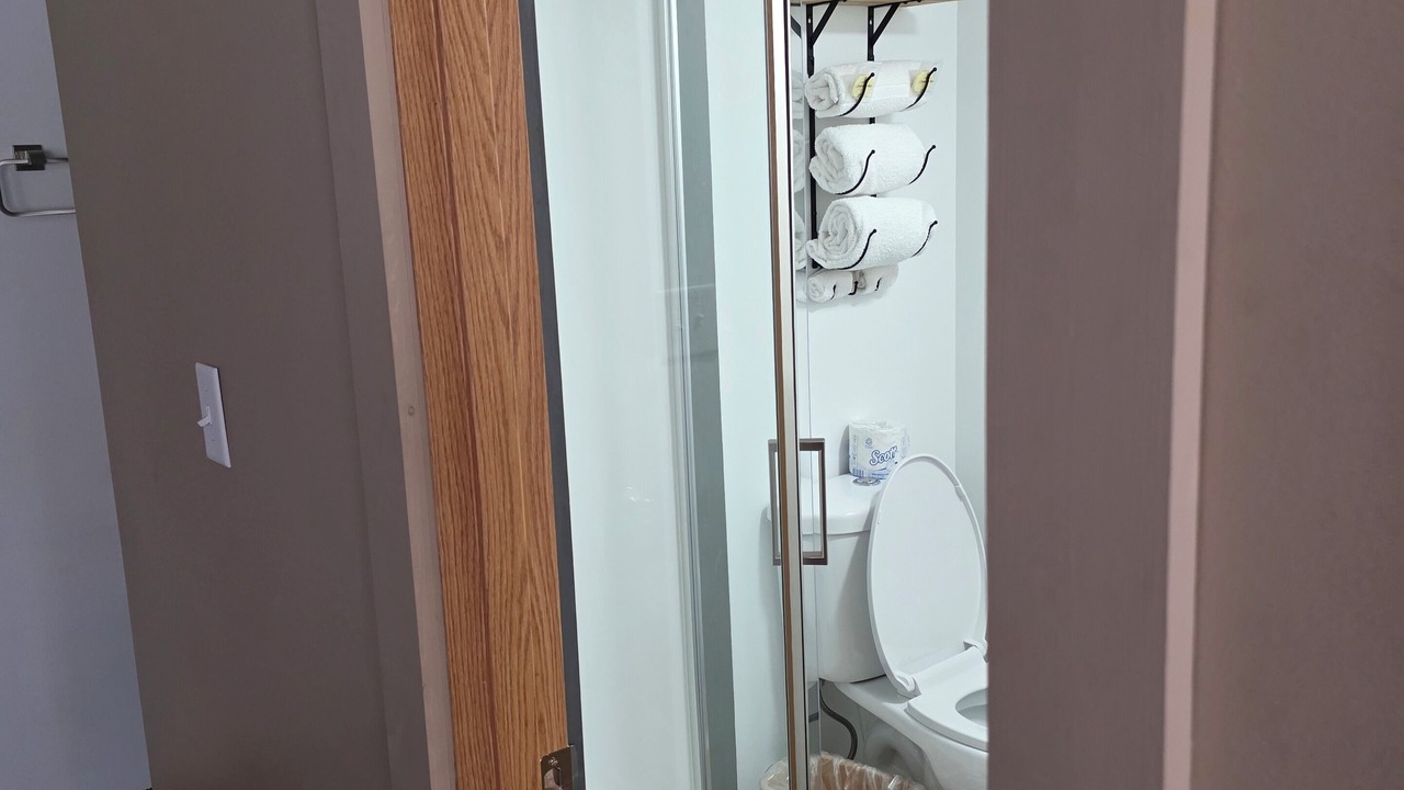 Photo of Others in Upson