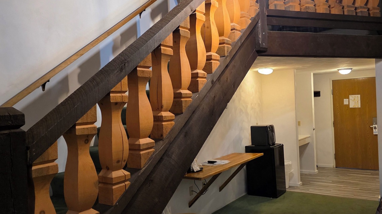 Photo of Others in Upson