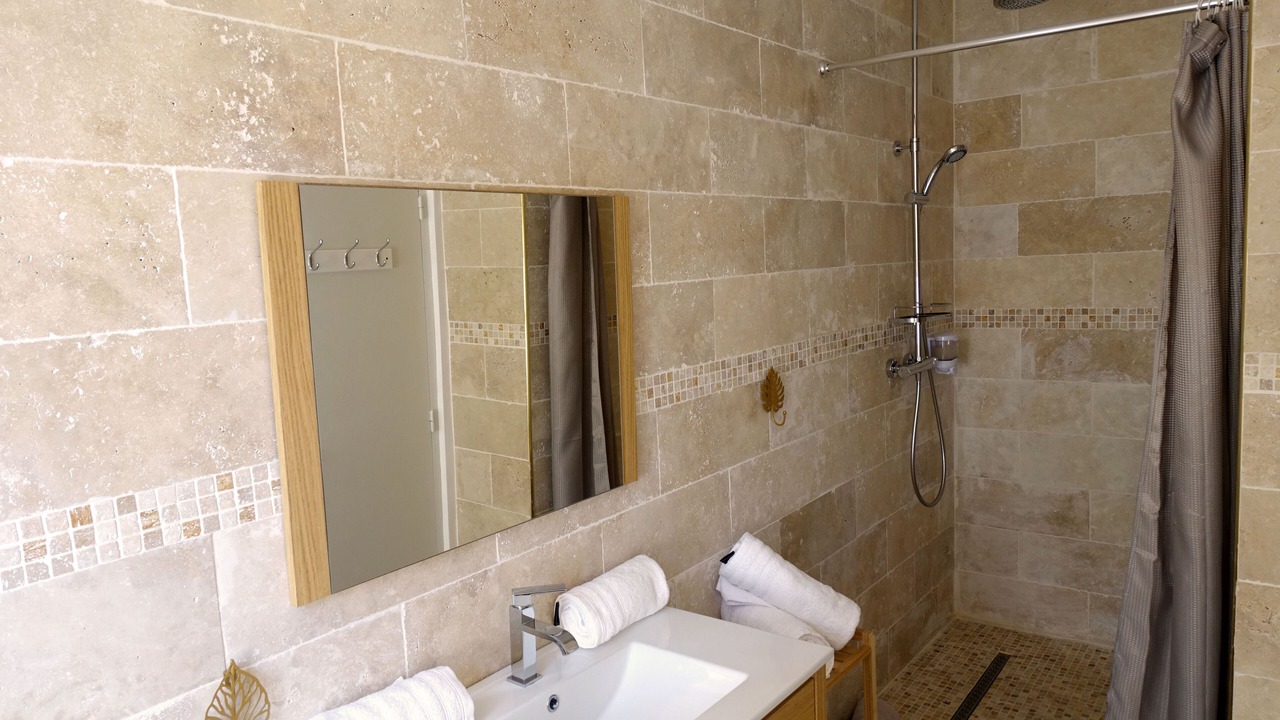 Photo of Bathroom in Belley