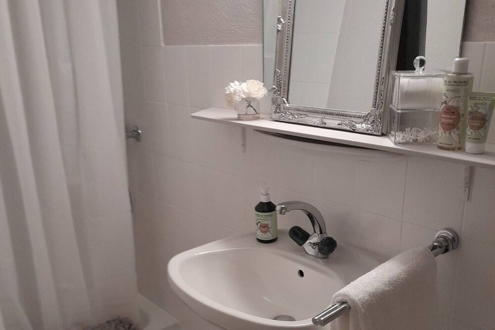 Photo of Bathroom in Porrentruy