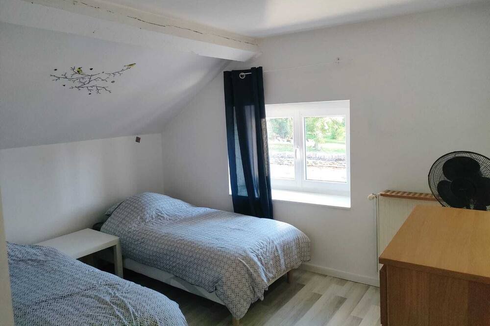 Photo of Bedroom in Vernou-la-Celle-sur-Seine