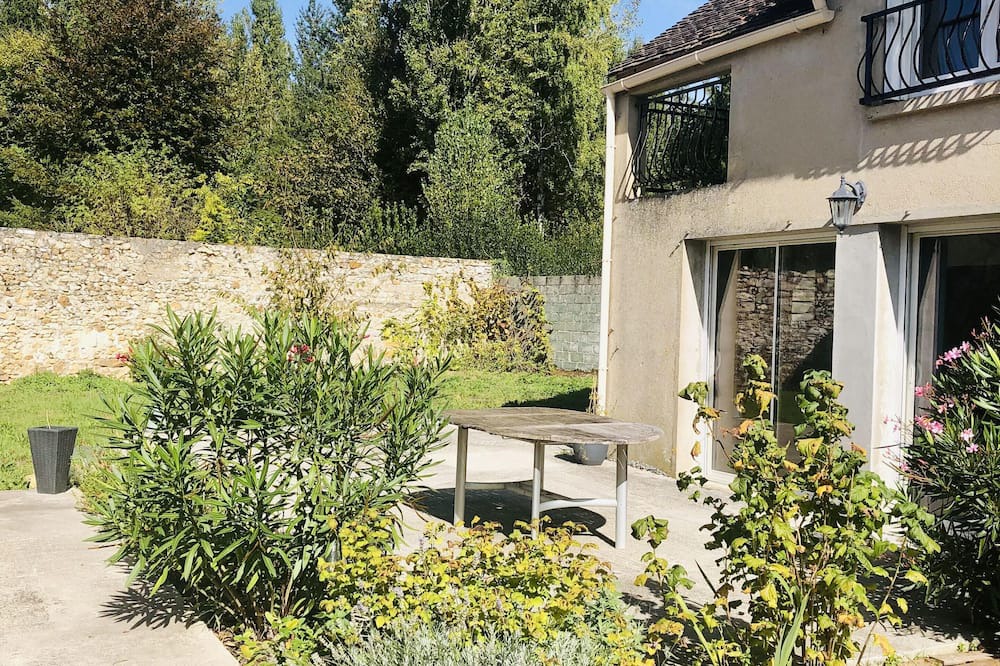 Photo of Outdoor in Vernou-la-Celle-sur-Seine