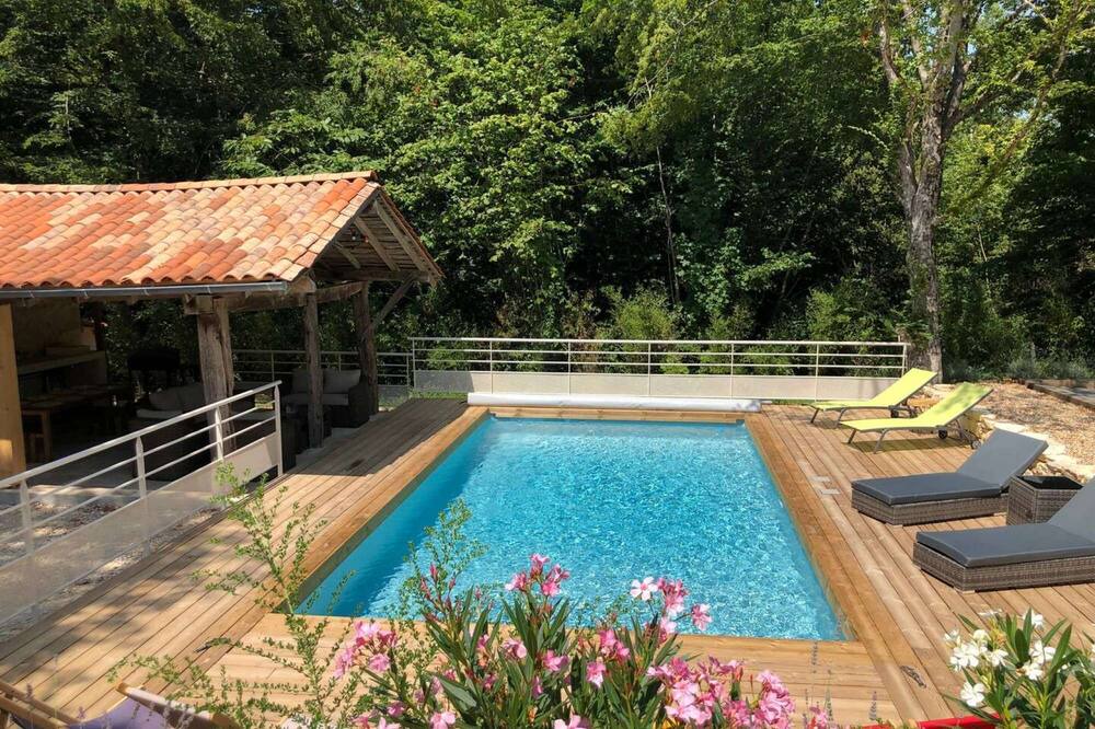 Photo of Outdoor in Coursac