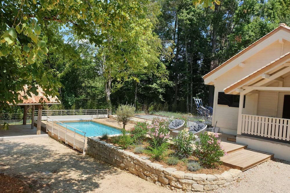 Photo of Outdoor in Coursac