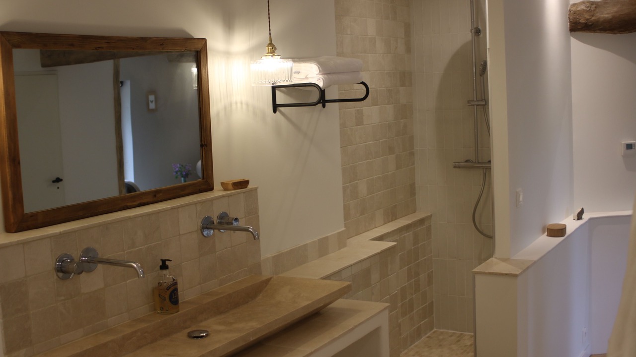 Photo of Bathroom in Saint-Jean-de-Blaignac