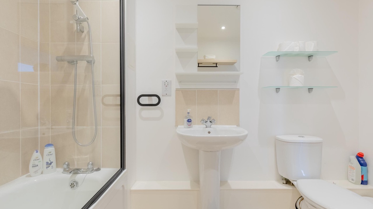 Photo of Others in Clapton