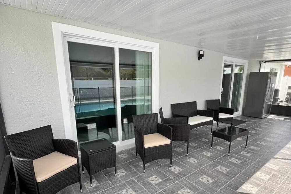 Photo of Patio Balcony in Brandon