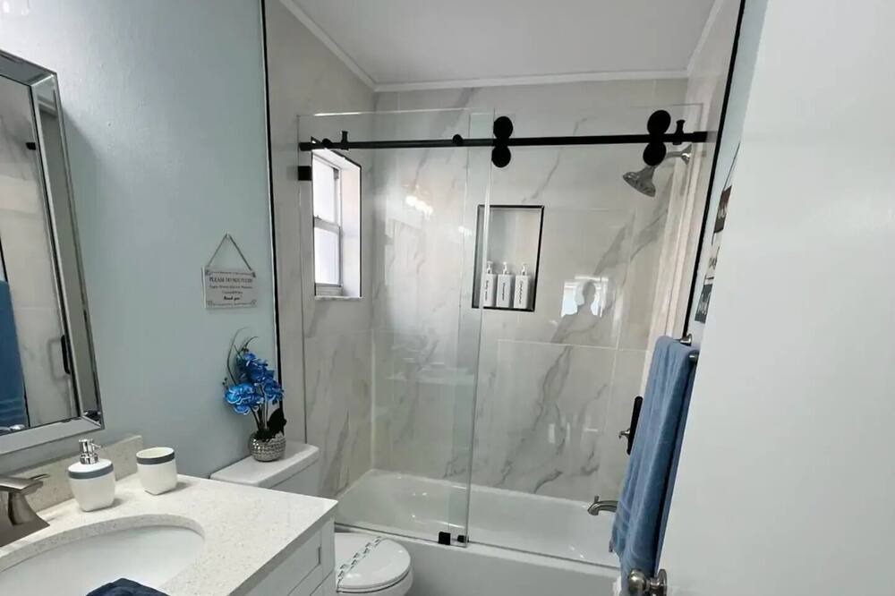 Photo of Bathroom in Brandon