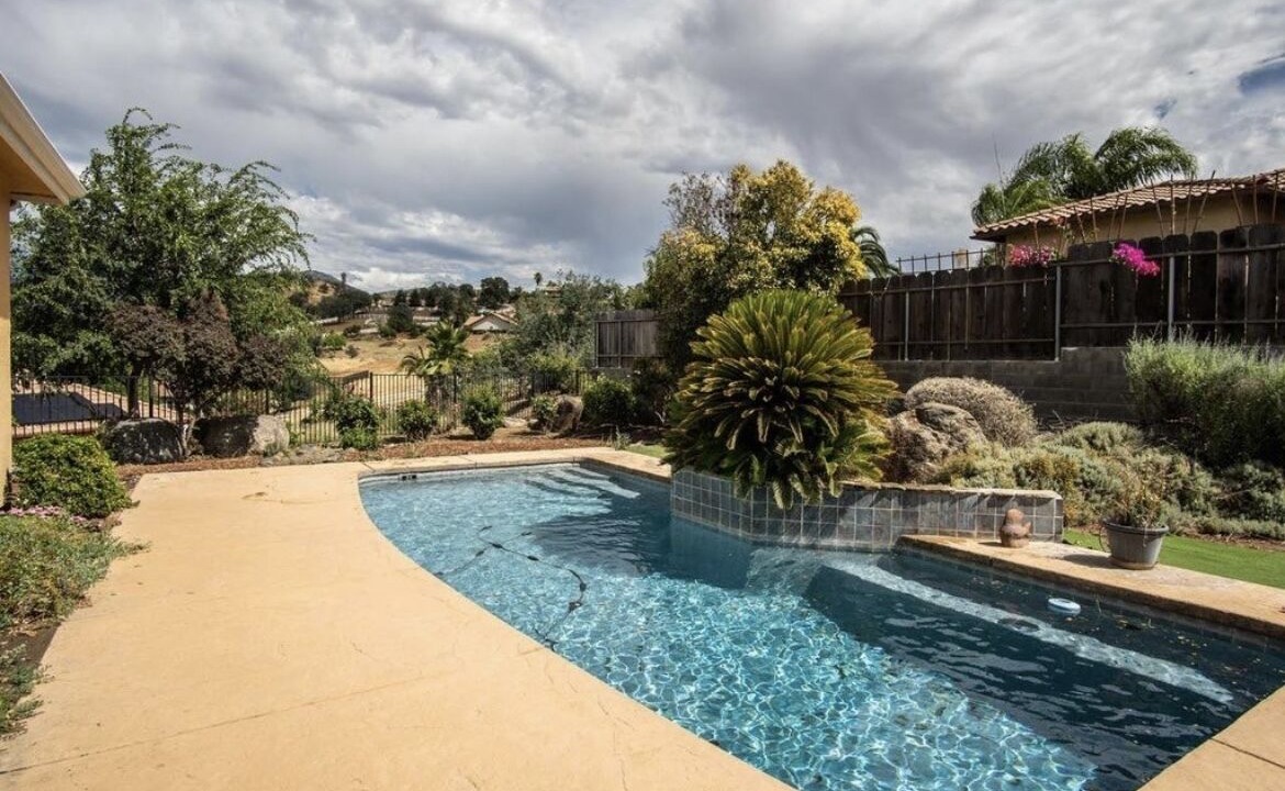 Photo of Outdoor in Springville