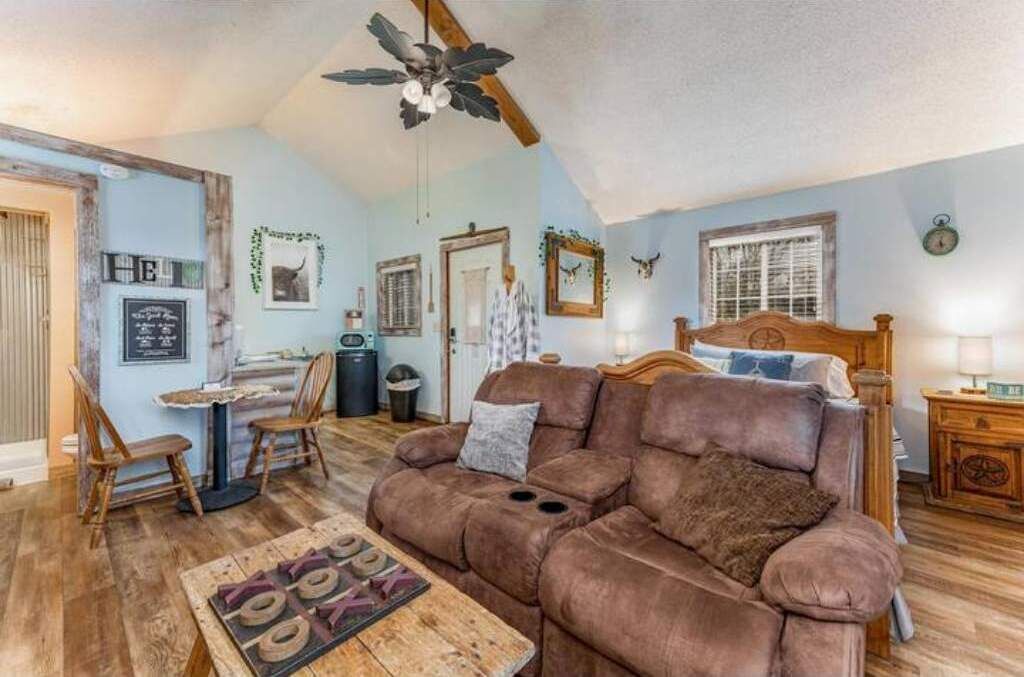 Photo of Livingroom in Mulvane