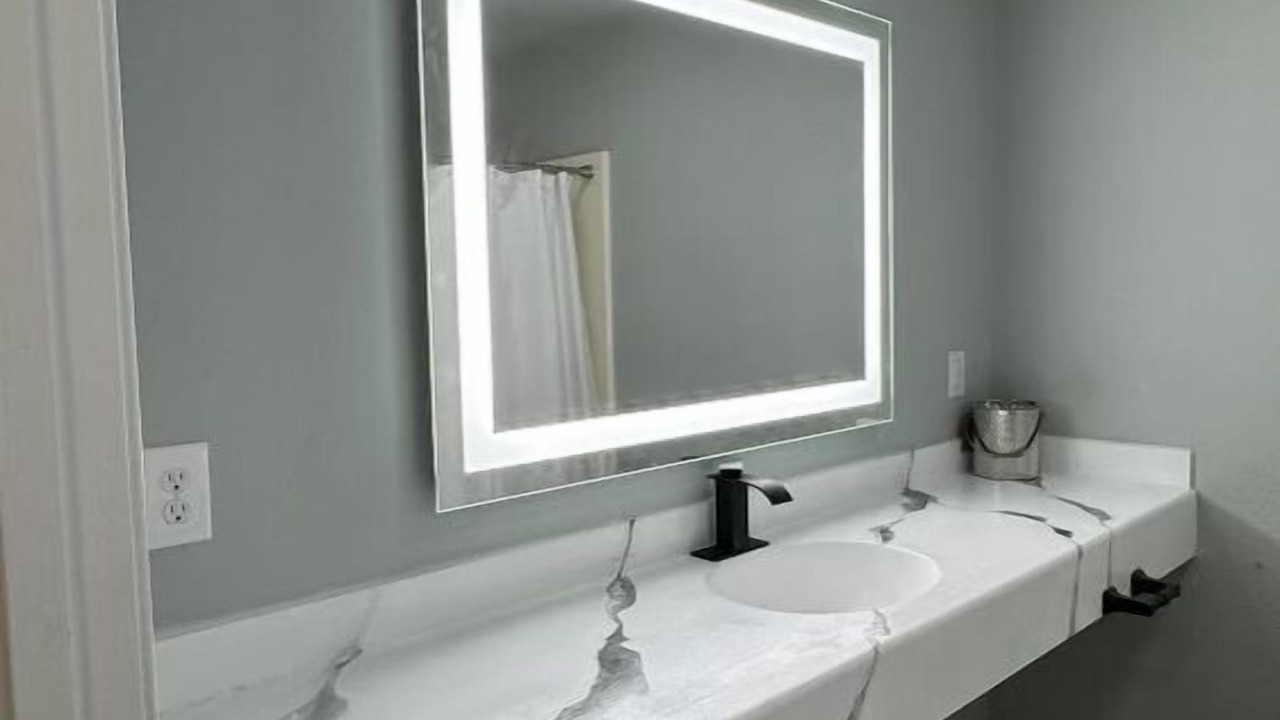 Photo of Bathroom in Petal
