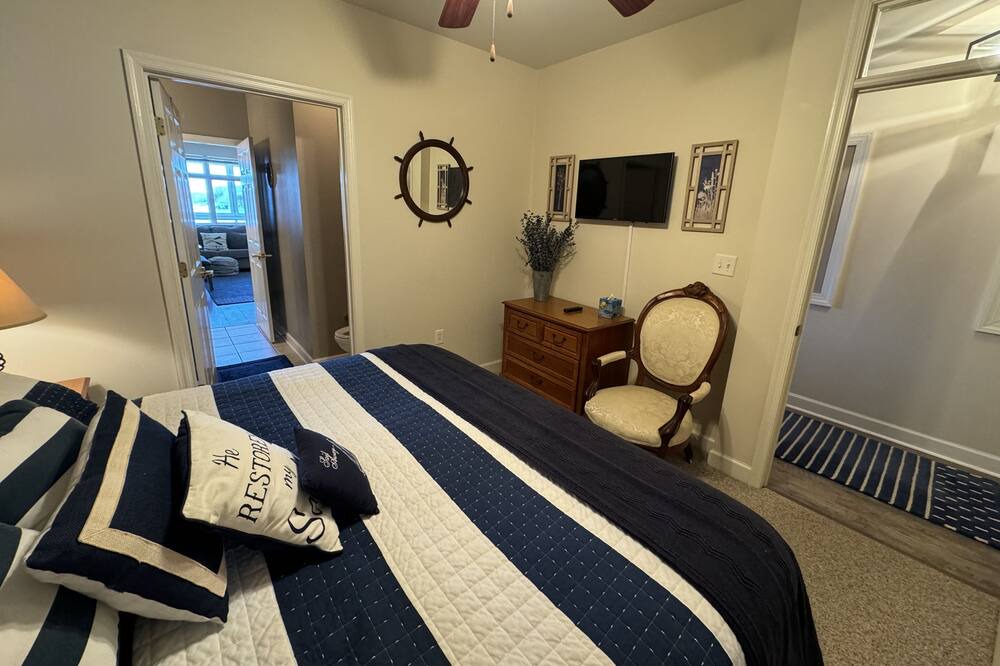 Photo of Bedroom in Smith Mountain Lake