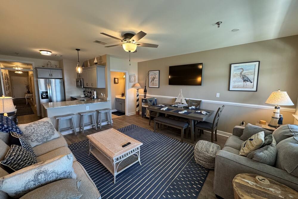 Photo of Livingroom in Smith Mountain Lake
