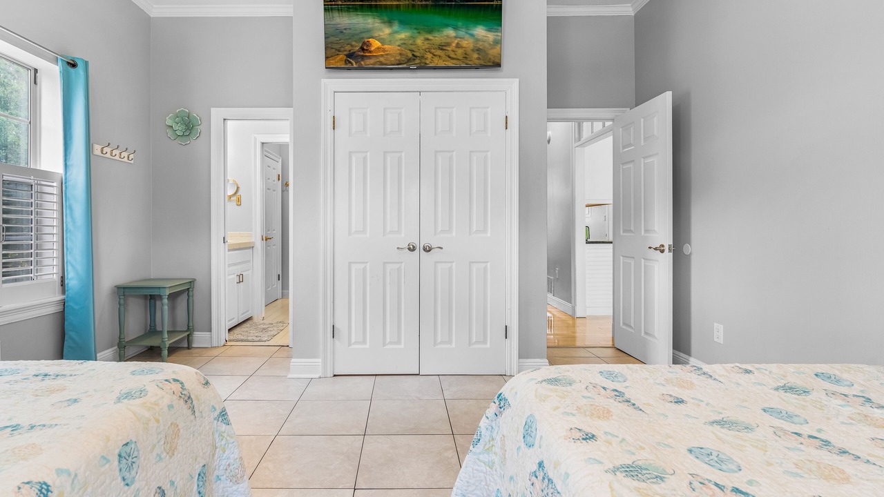 Photo of Others in Gulf Breeze