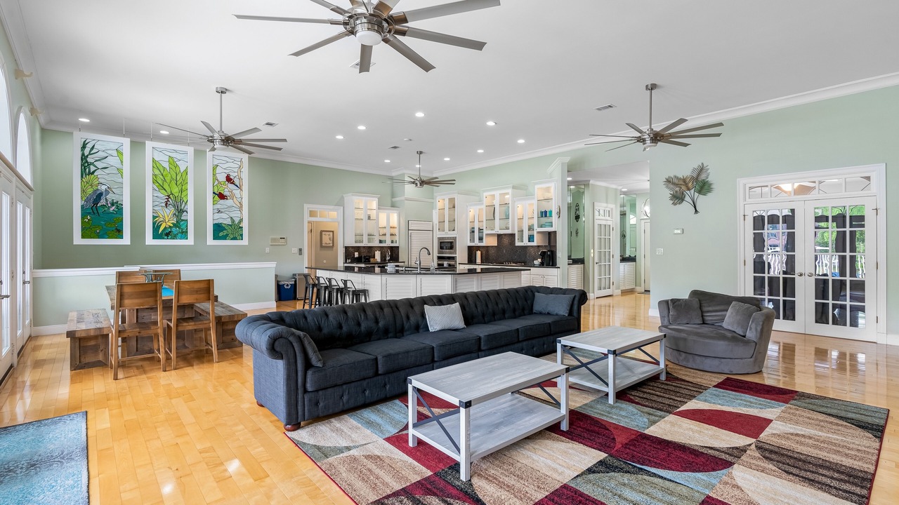 Photo of Livingroom in Gulf Breeze