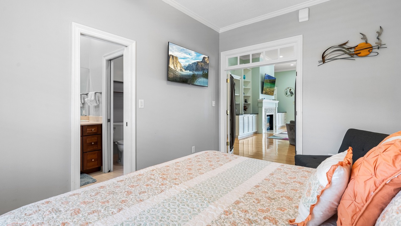 Photo of Others in Gulf Breeze