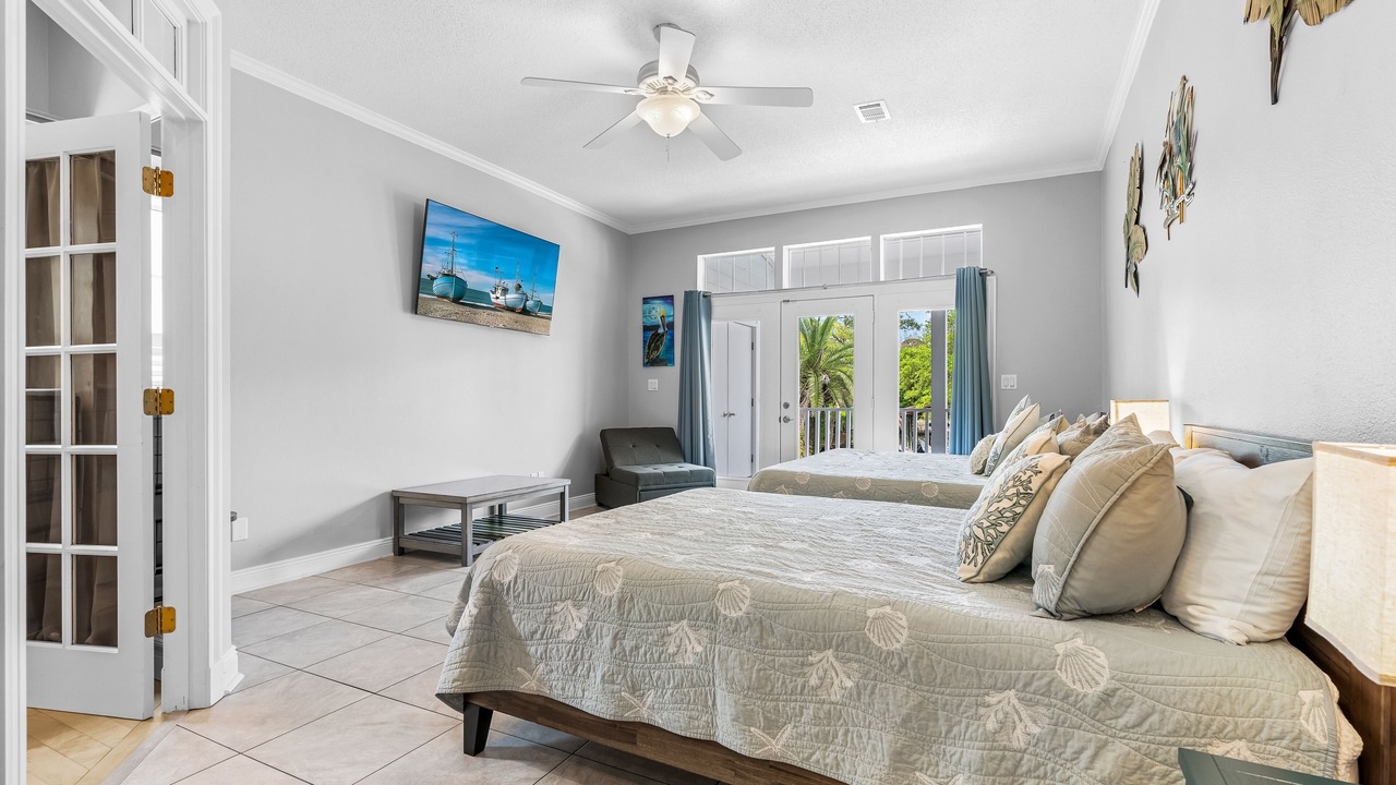 Photo of Others in Gulf Breeze