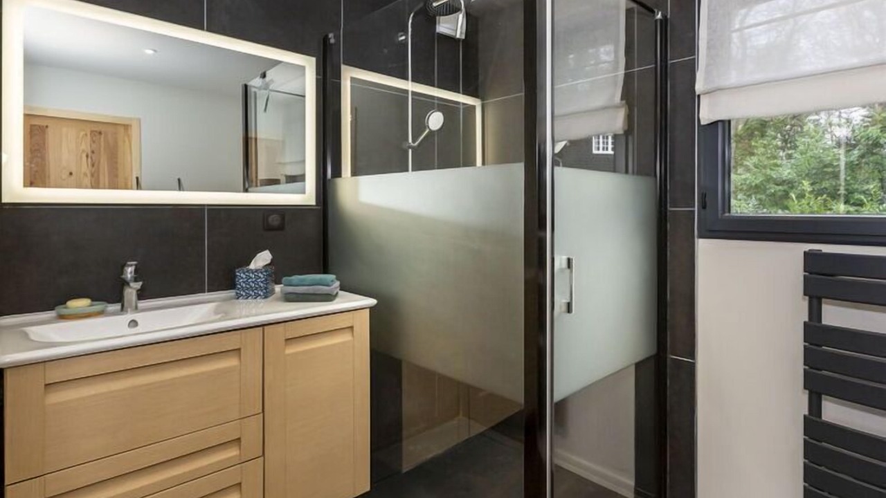 Photo of Bathroom in Sainte-Marguerite-sur-Mer