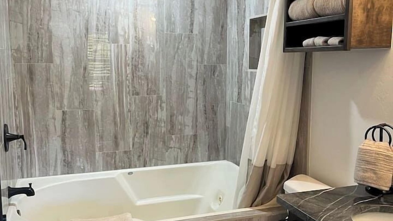 Photo of Bathroom in Guthrie