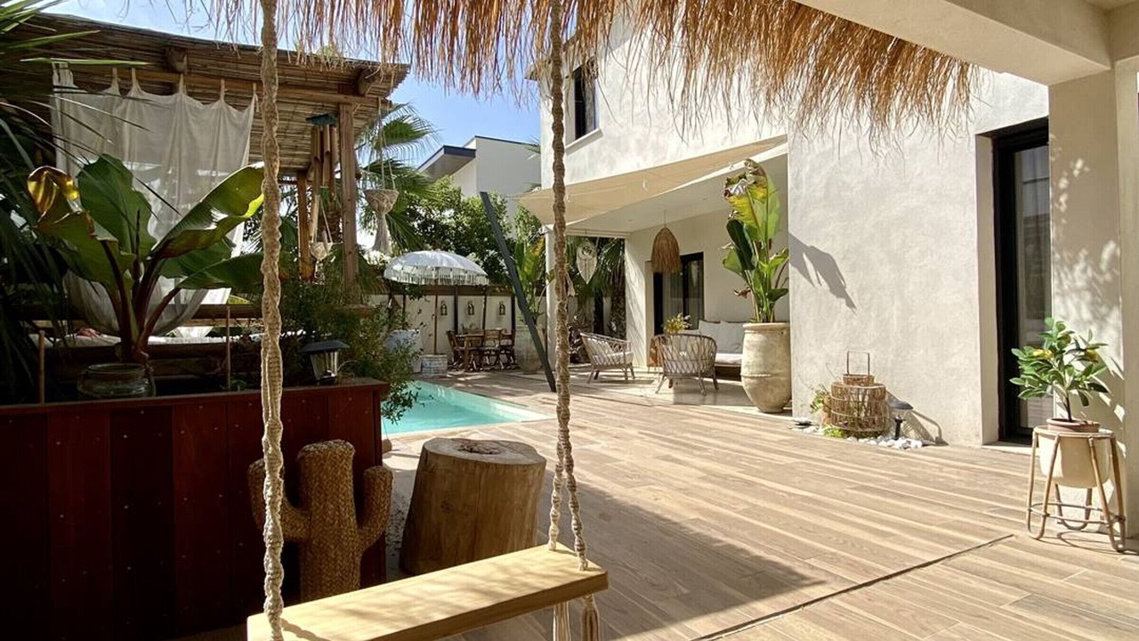 Photo of Outdoor in Saint-Laurent-d'Aigouze
