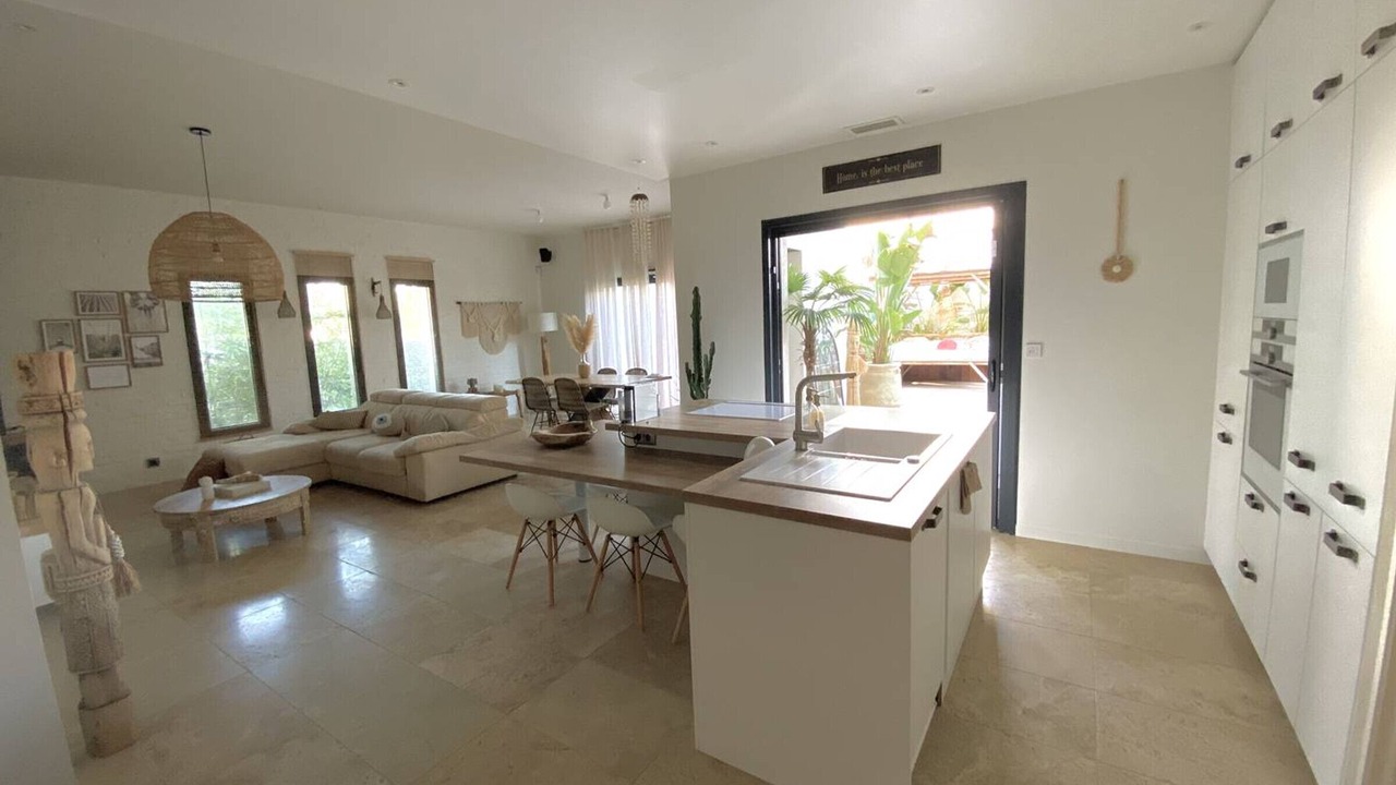Photo of Kitchen in Saint-Laurent-d'Aigouze