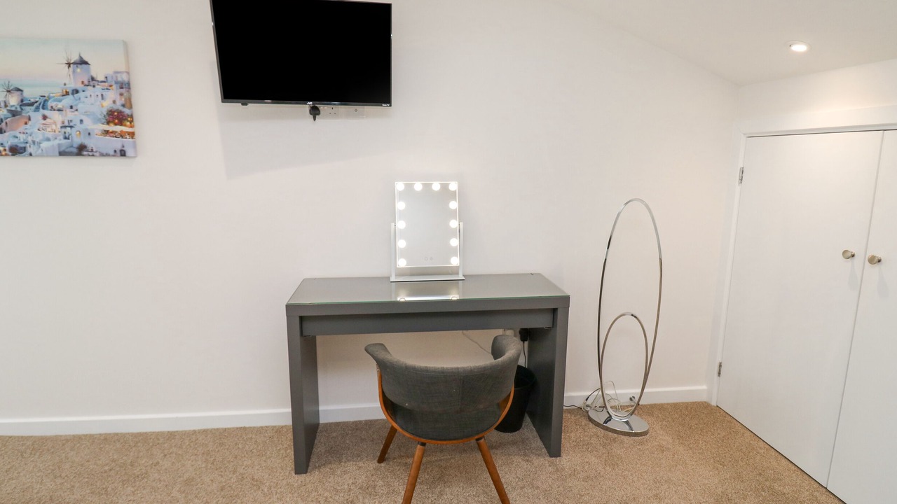 Photo of Others in Ide