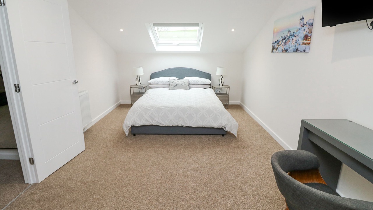 Photo of Others in Ide