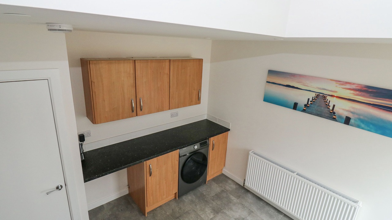 Photo of Others in Ide