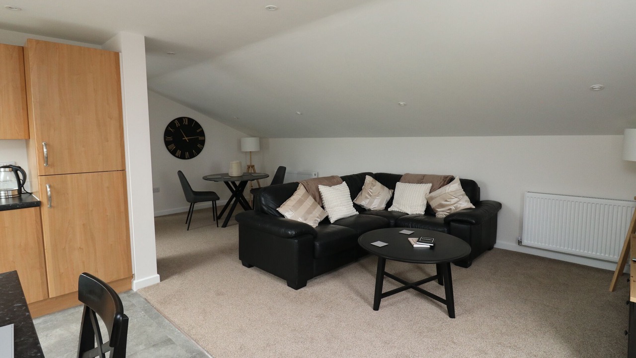 Photo of Others in Ide