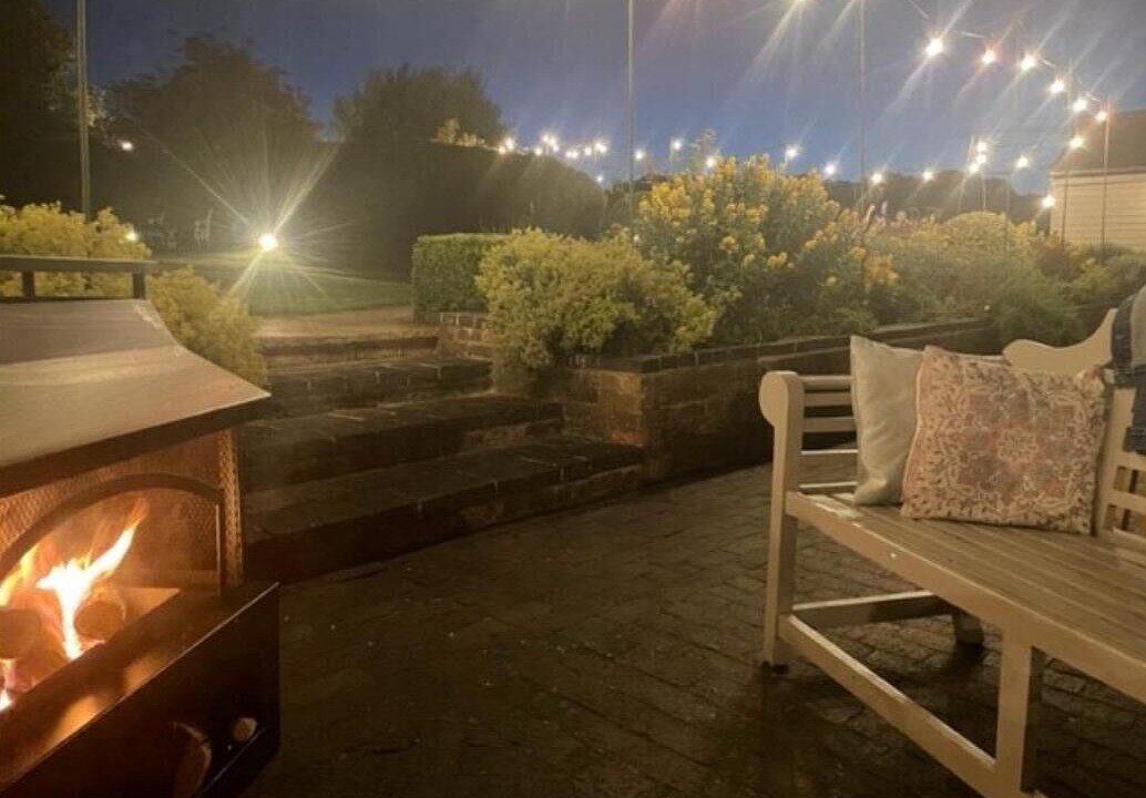 Photo of Outdoor in Weston under Wetherley