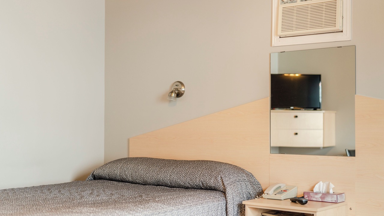 Photo of Bedroom in Val-d'Or