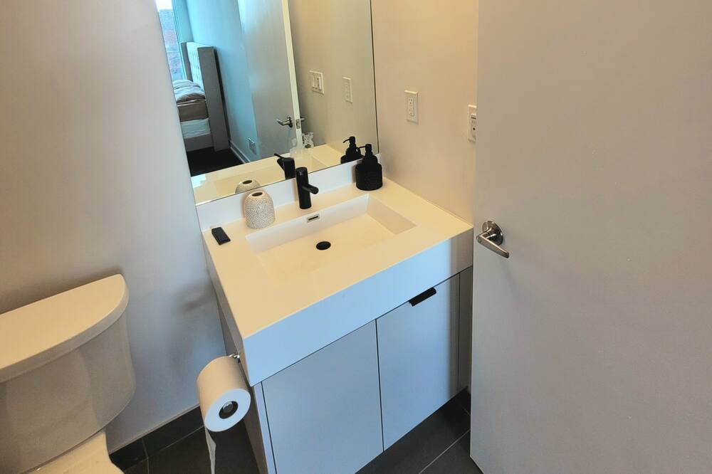 Photo of Bathroom in Parkdale