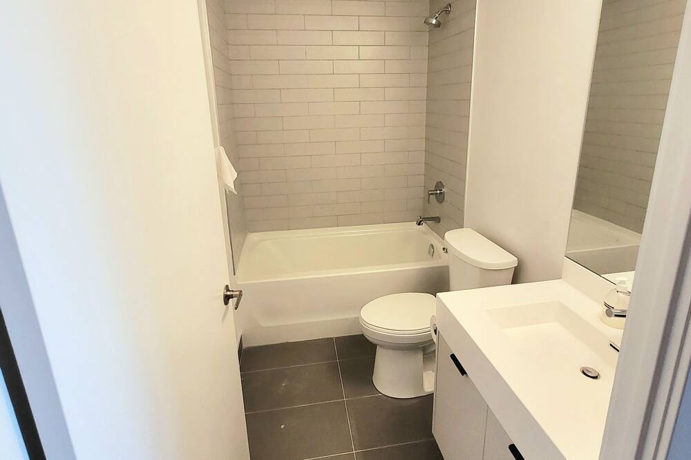 Photo of Bathroom in Parkdale