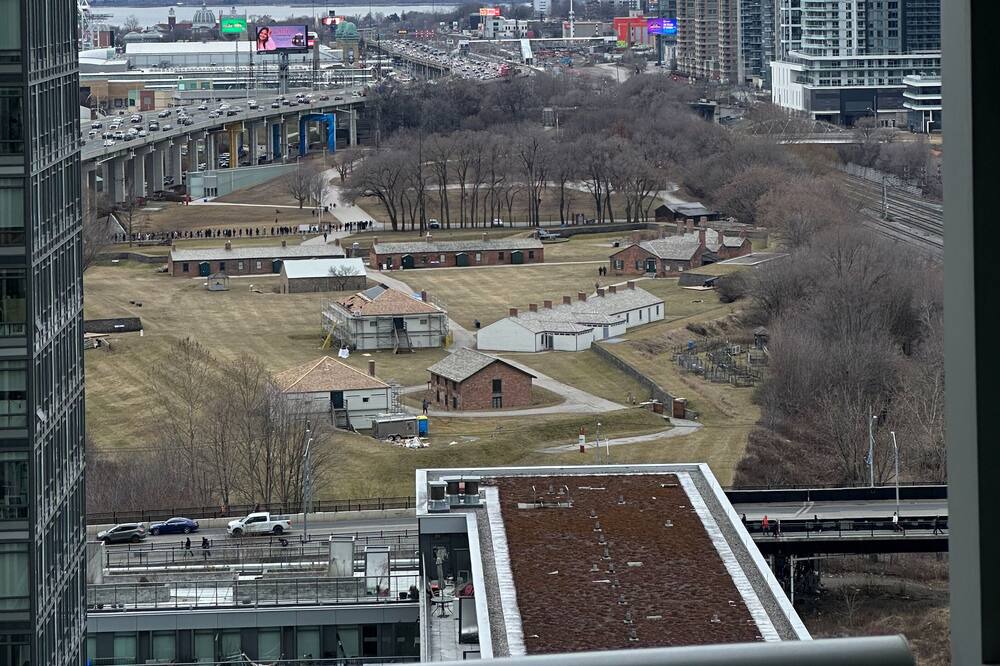 Photo of Patio Balcony in Central Waterfront